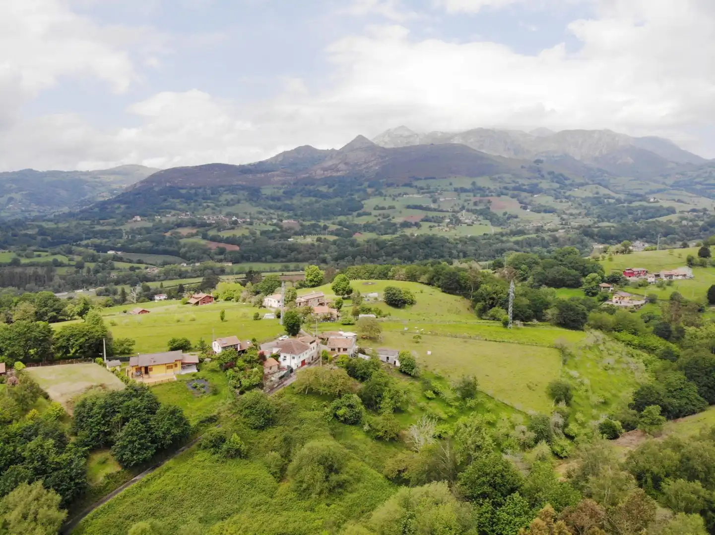 Exterior view of Residential for sale in Piloña