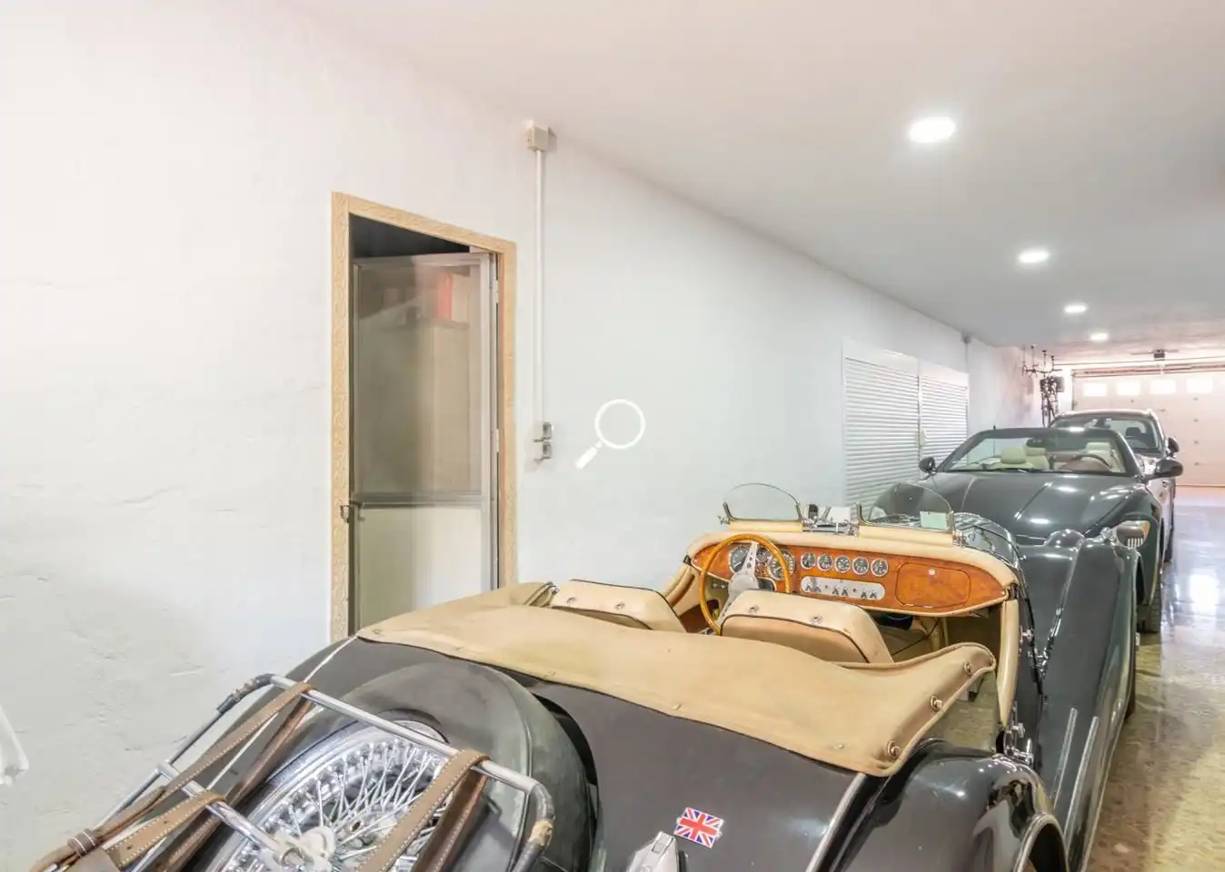 Aparcament de Casa o xalet en venda en Alhaurín de la Torre amb Aire condicionat, Jardí privat i Terrassa
