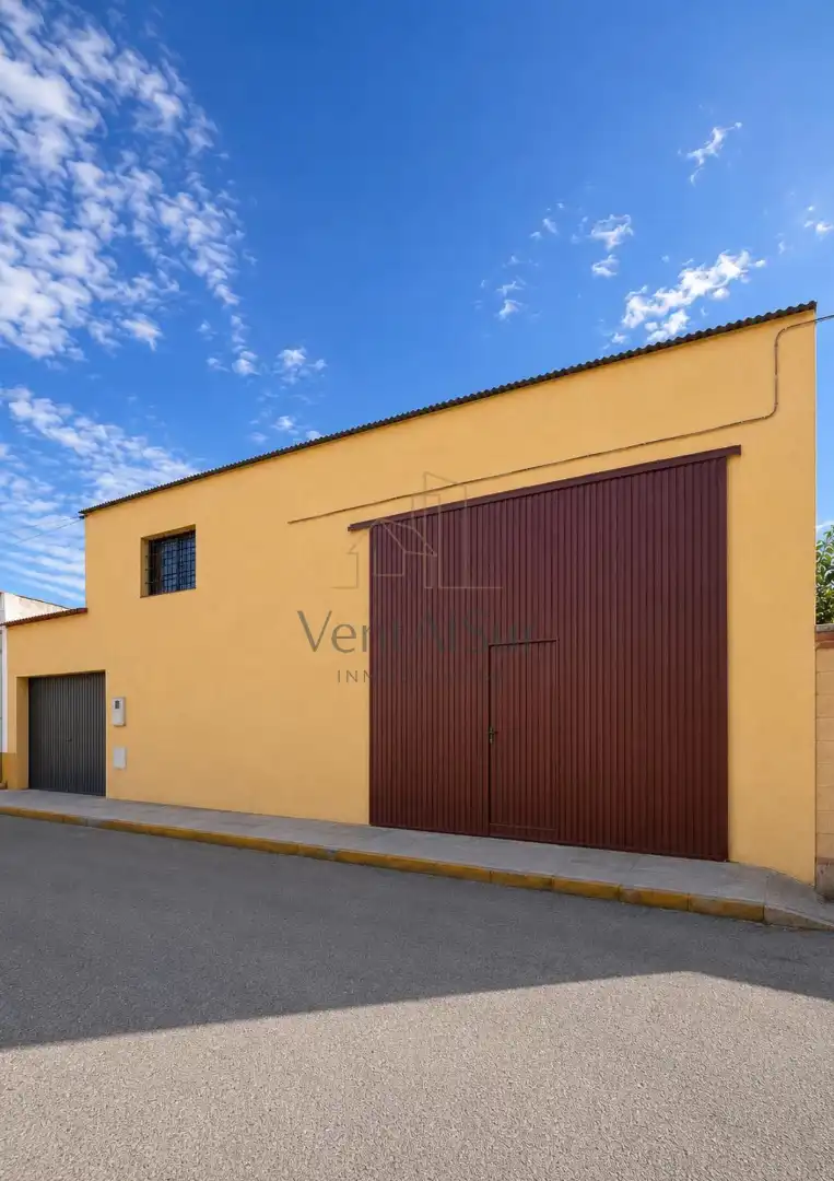 Nave industrial en venta en Las Palmeras - Dehesilla