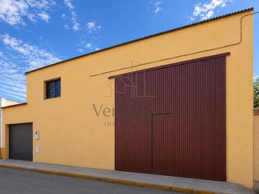 Nave industrial en venta en Las Palmeras - Dehesilla