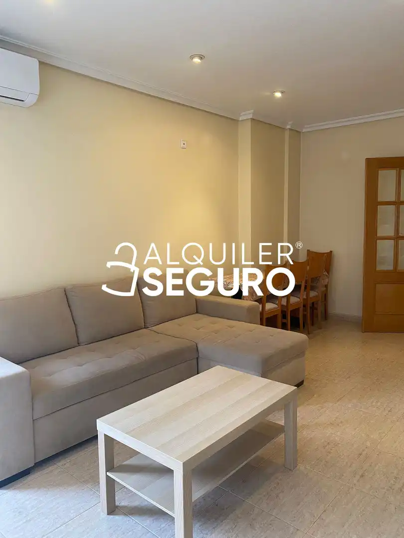 Sala de estar de Piso de alquiler en Murcia con Aire acondicionado y Amueblado