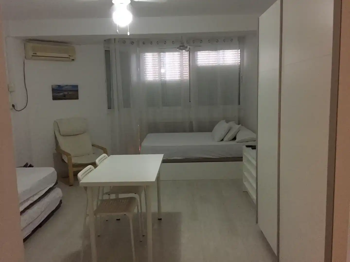Bedroom of Study for rent in Vélez-Málaga  with Air Conditioner, Private garden and Parquet flooring