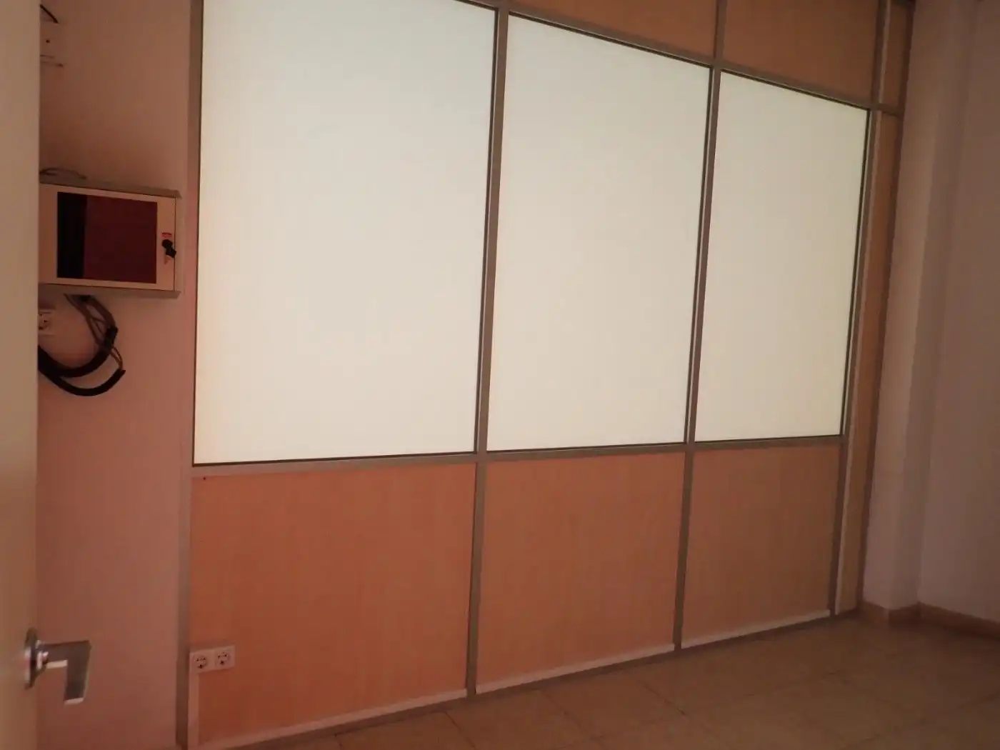 Büro zur Miete in Gavà mit Klimaanlage, Heizung und Möbliert
