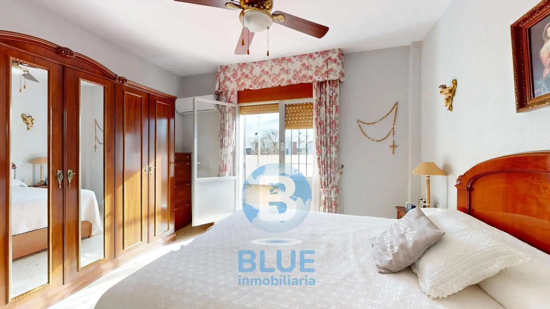 Bedroom of Houses for sale in Córdoba  with Air Conditioner, Heating and Terrace