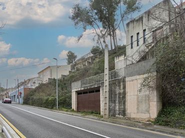 Villa zum Verkauf in Av Selva Negra Catalana