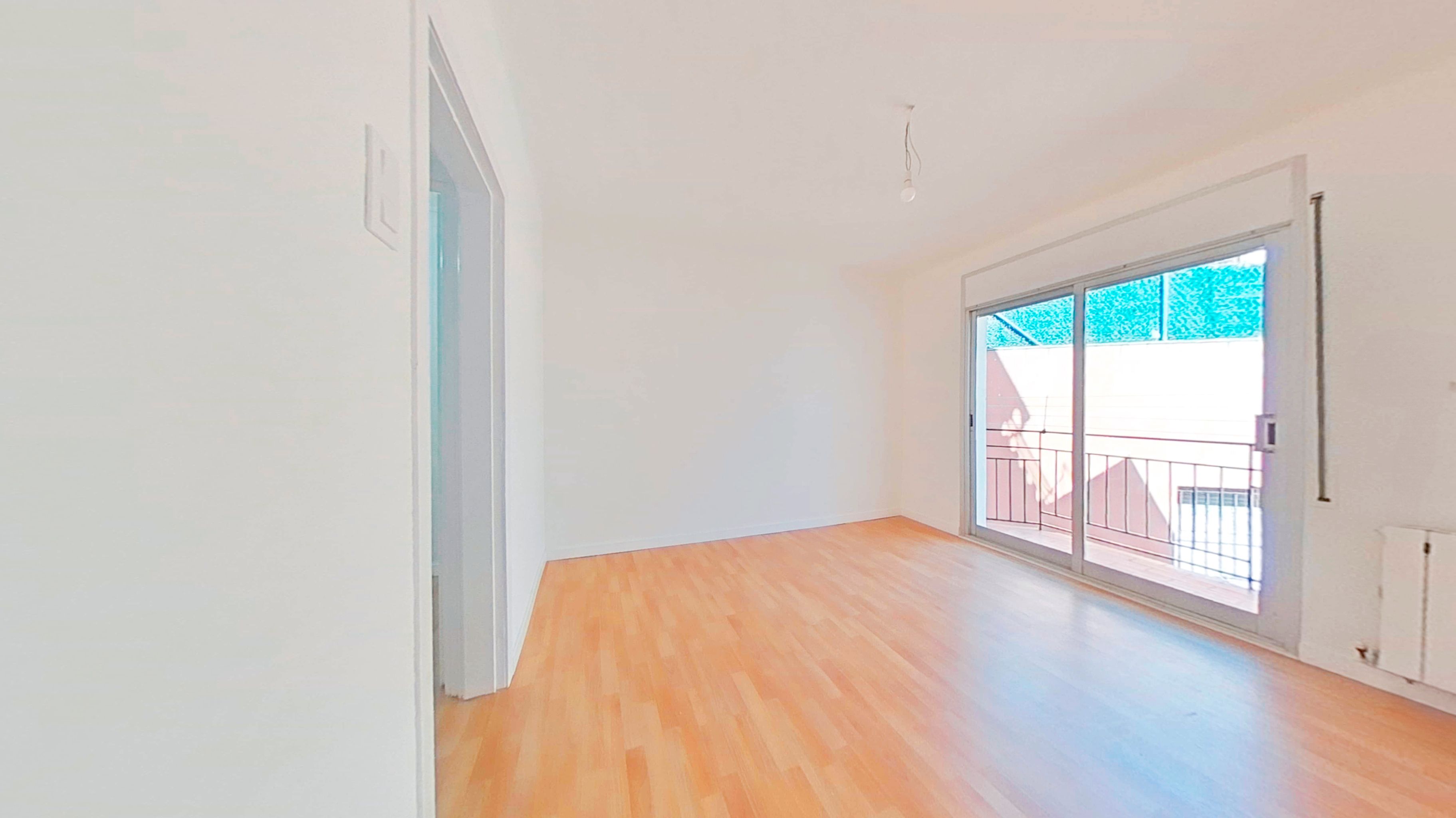 Habitación de Piso en venta en  Barcelona Capital con Calefacción, Terraza y Horno
