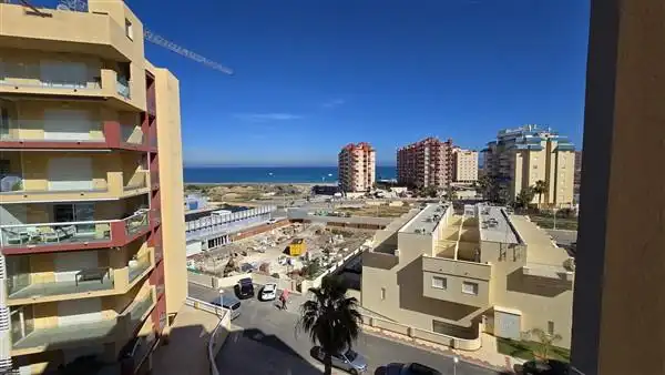 Vista exterior de Apartamento en venta en La Manga del Mar Menor con Aire acondicionado, Calefacción y Terraza