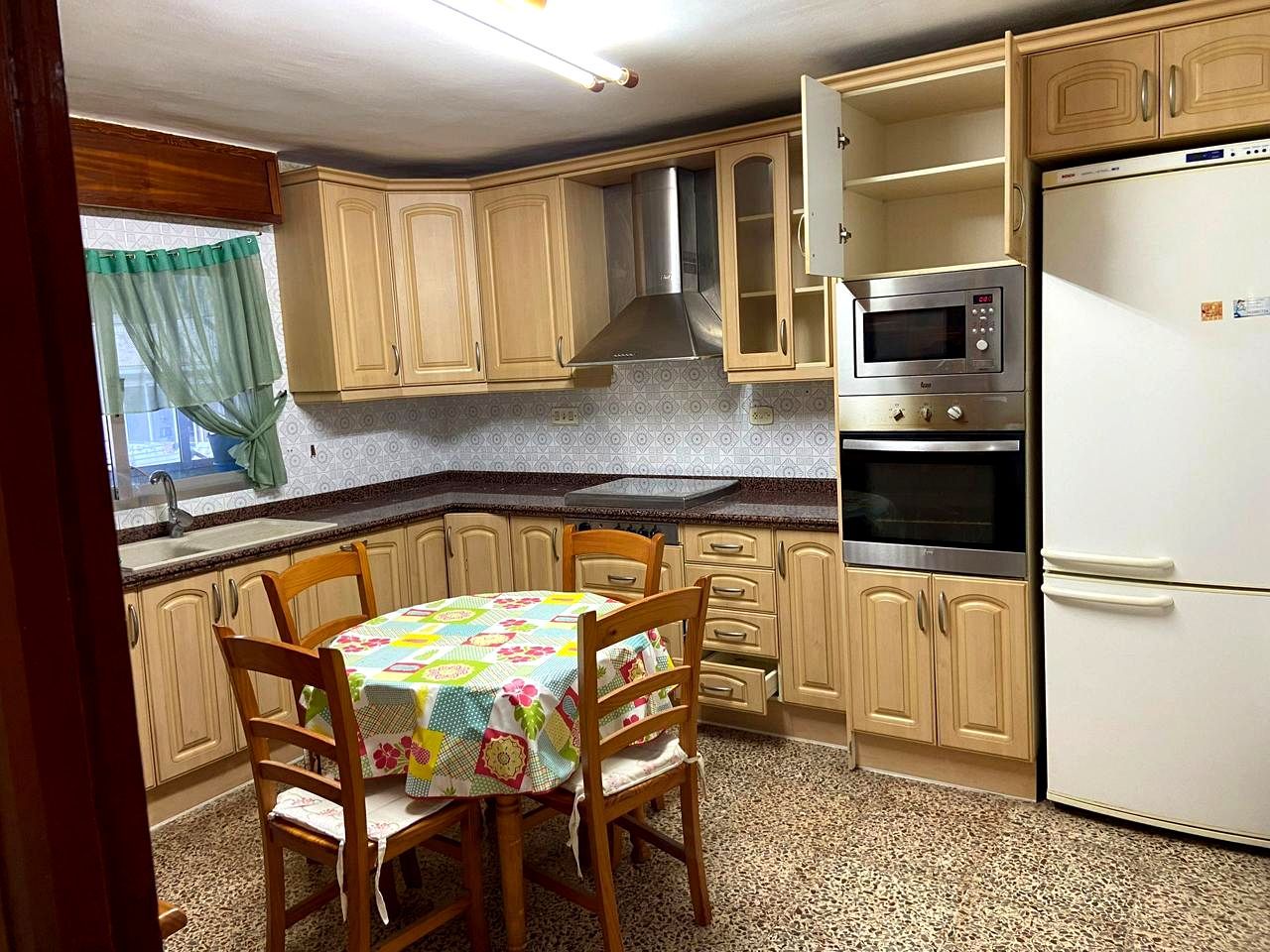 Kitchen of Flat to share in Villajoyosa / La Vila Joiosa  with Furnished