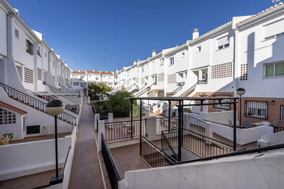 Exterior view of Duplexes for sale in Granada  with Air Conditioner and Terrace