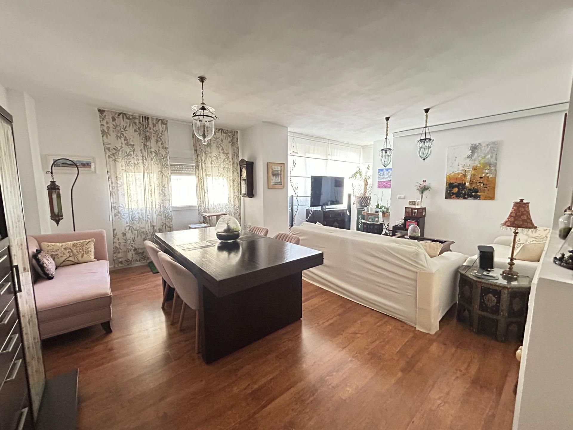 Sala d'estar de Pis en venda en  Cádiz Capital amb Aire condicionat