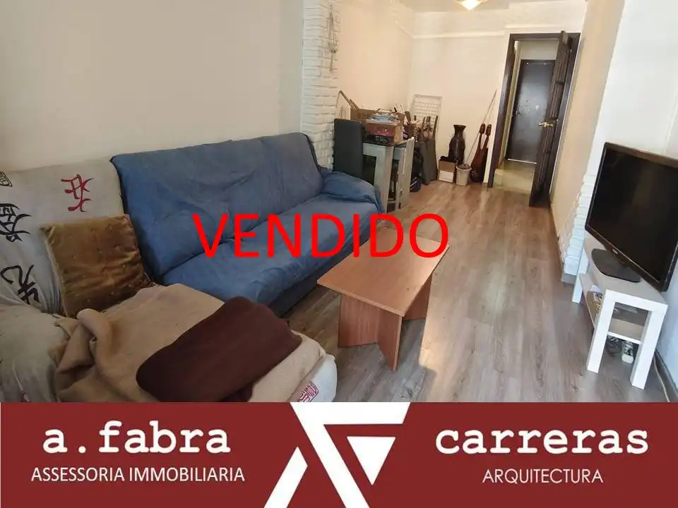 Flat with terrace for sale in Carrer Major