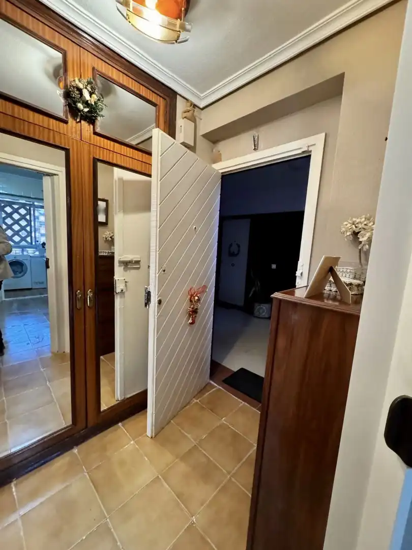 Flat for sale in Sevilla  with Air Conditioner and Terrace