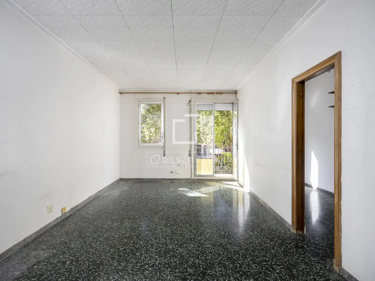 Vista exterior de Piso en venta en Barcelona con Terraza y Balcón