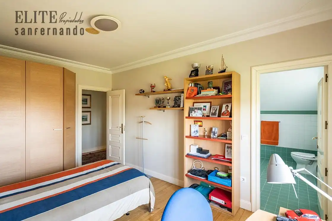 Habitación de Casa o chalet en venta en Piélagos con Calefacción, Jardín privado y Trastero