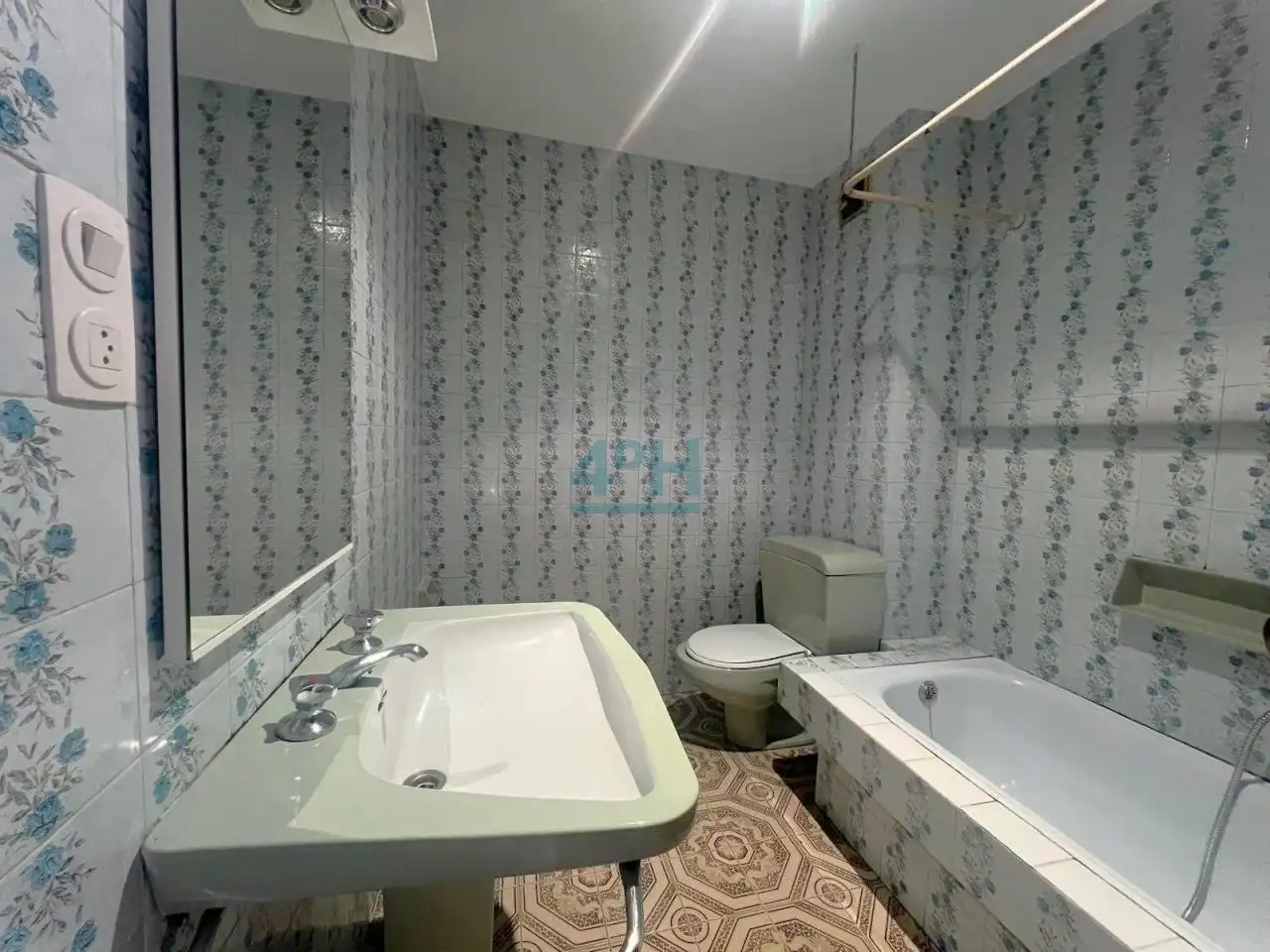 Baño de Piso en venta en Ourense Capital  con Calefacción y Balcón
