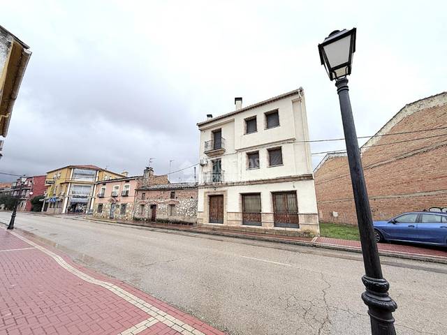 Casa adosada en Venta en C. Real en Cañamares