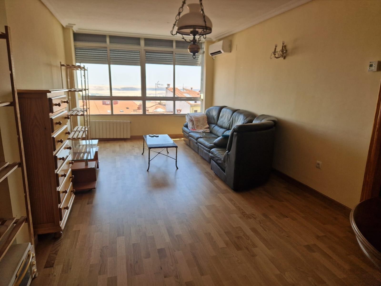 Living room of Flat to rent in Cáceres Capital  with Heating