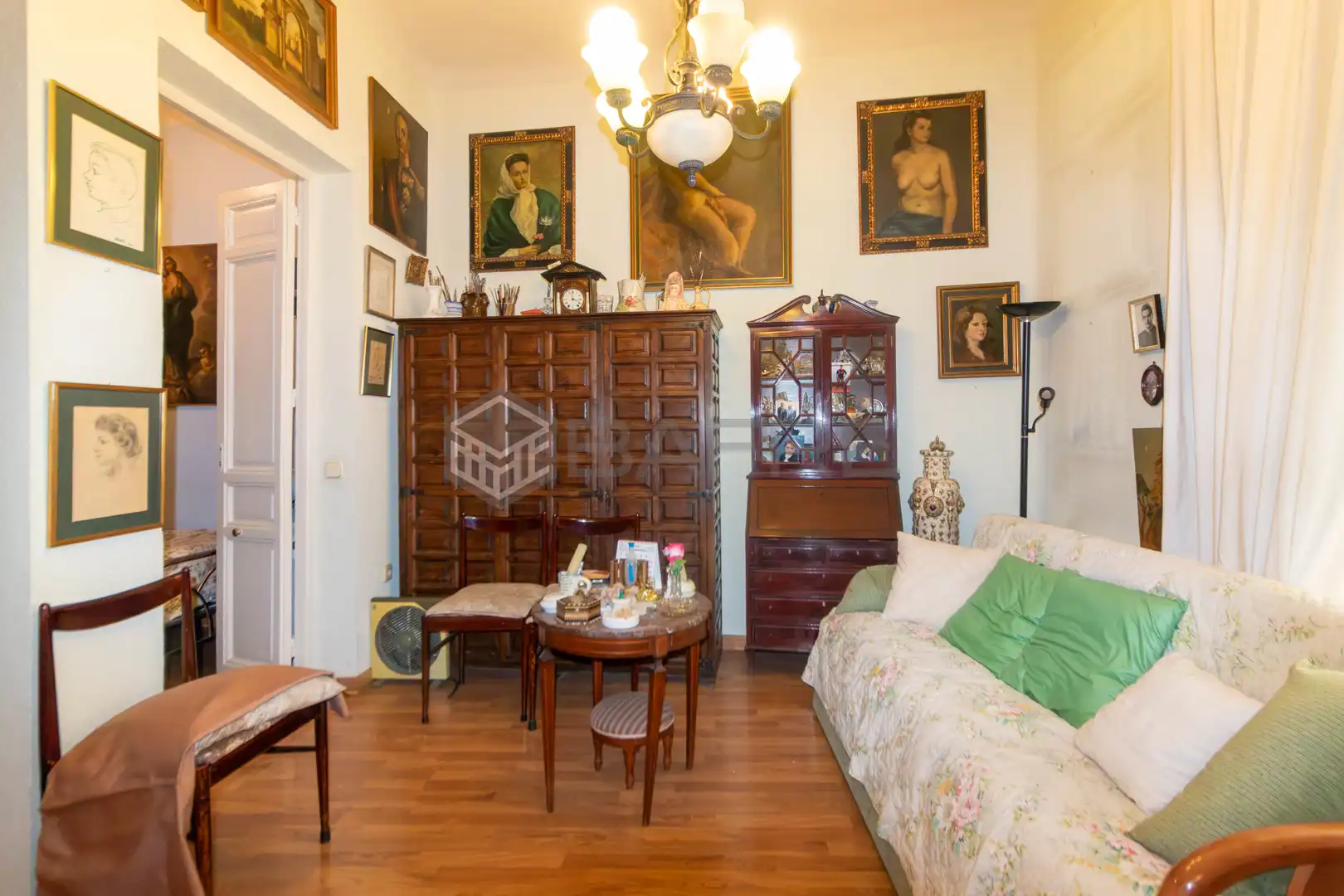 Flat with balcony for sale in Calle de Lavapiés, imagen 5