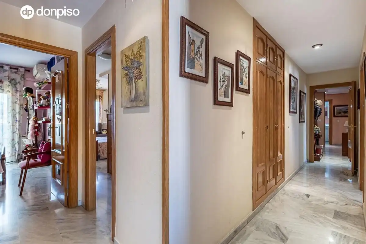 Piso en venta en Granada con Aire acondicionado, Calefacción y Terraza