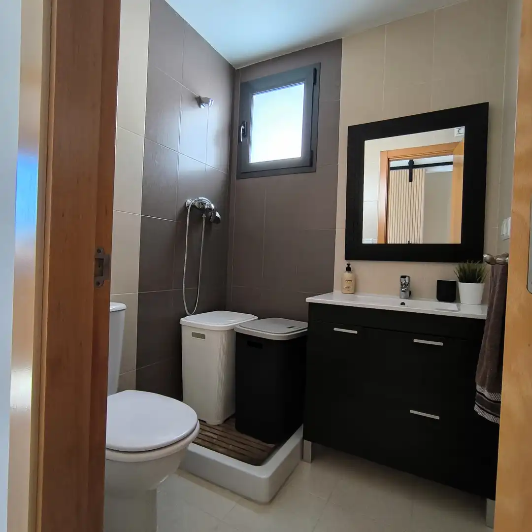 Badezimmer von Haus oder Chalet zum Verkauf in Peñíscola / Peníscola mit Klimaanlage, Privatgarten und Parkett