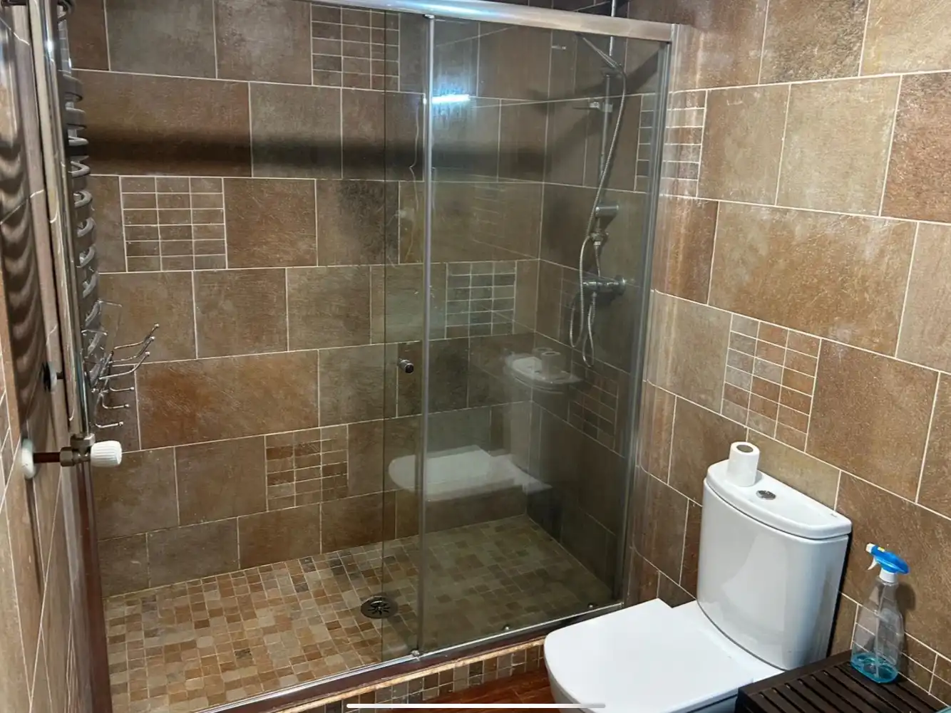 Bathroom of Office for rent in Donostia - San Sebastián   with Heating and Internet