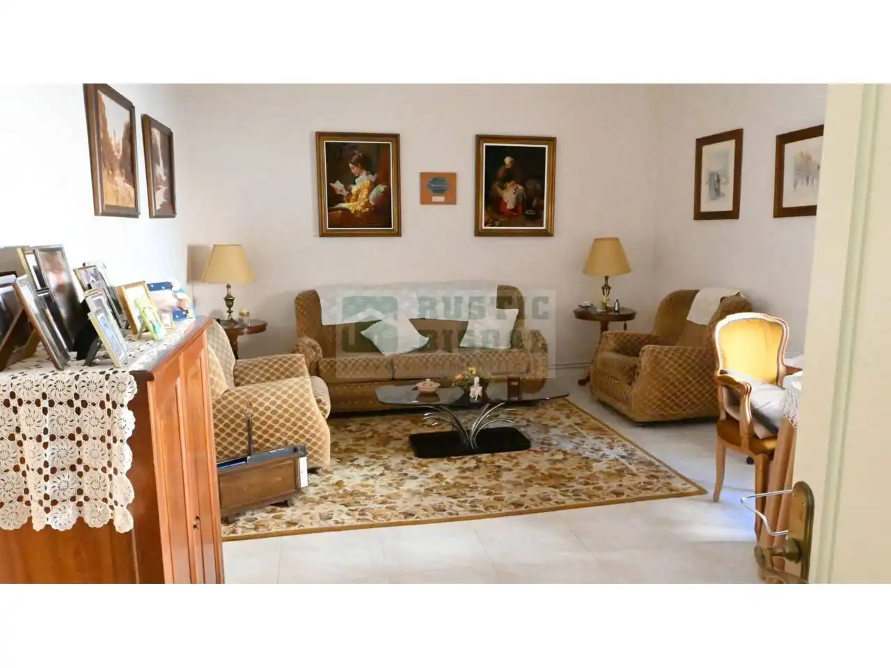 Sala de estar de Finca rústica en venta en La Bisbal d'Empordà con Calefacción y Jardín privado