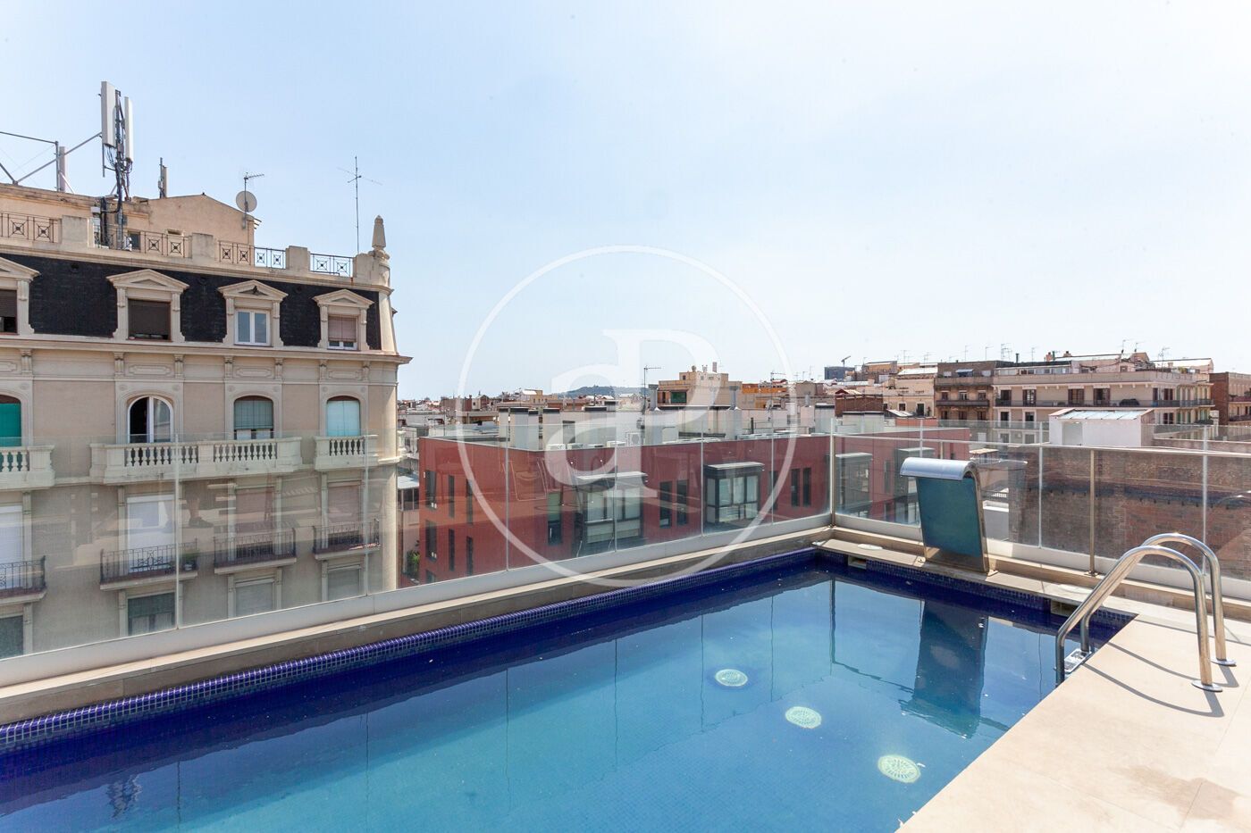 Piscina de Pis de lloguer en  Barcelona Capital amb Aire condicionat, Calefacció i Terrassa
