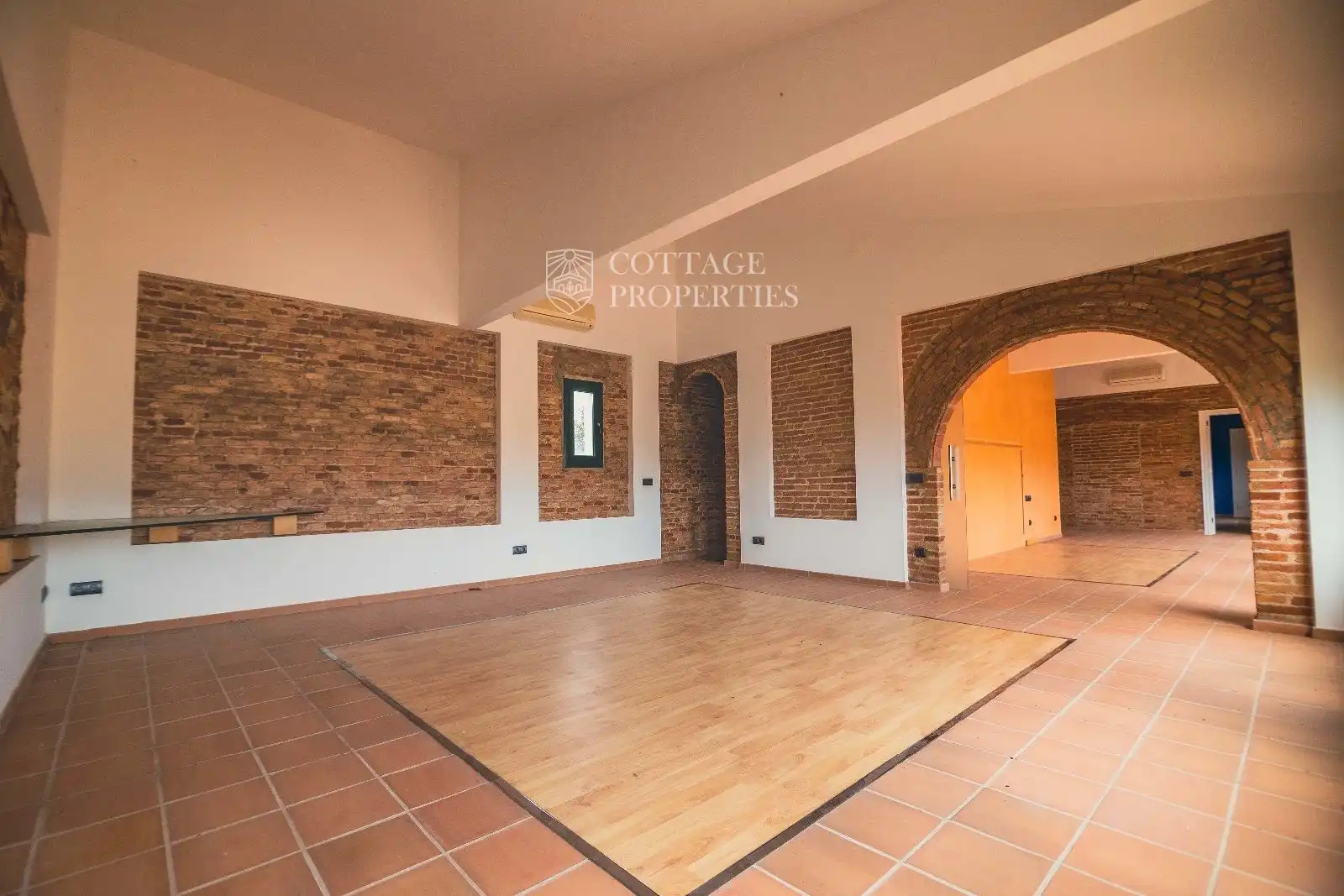 Finca rústica en venda en Sant Llorenç Savall amb Calefacció i Piscina
