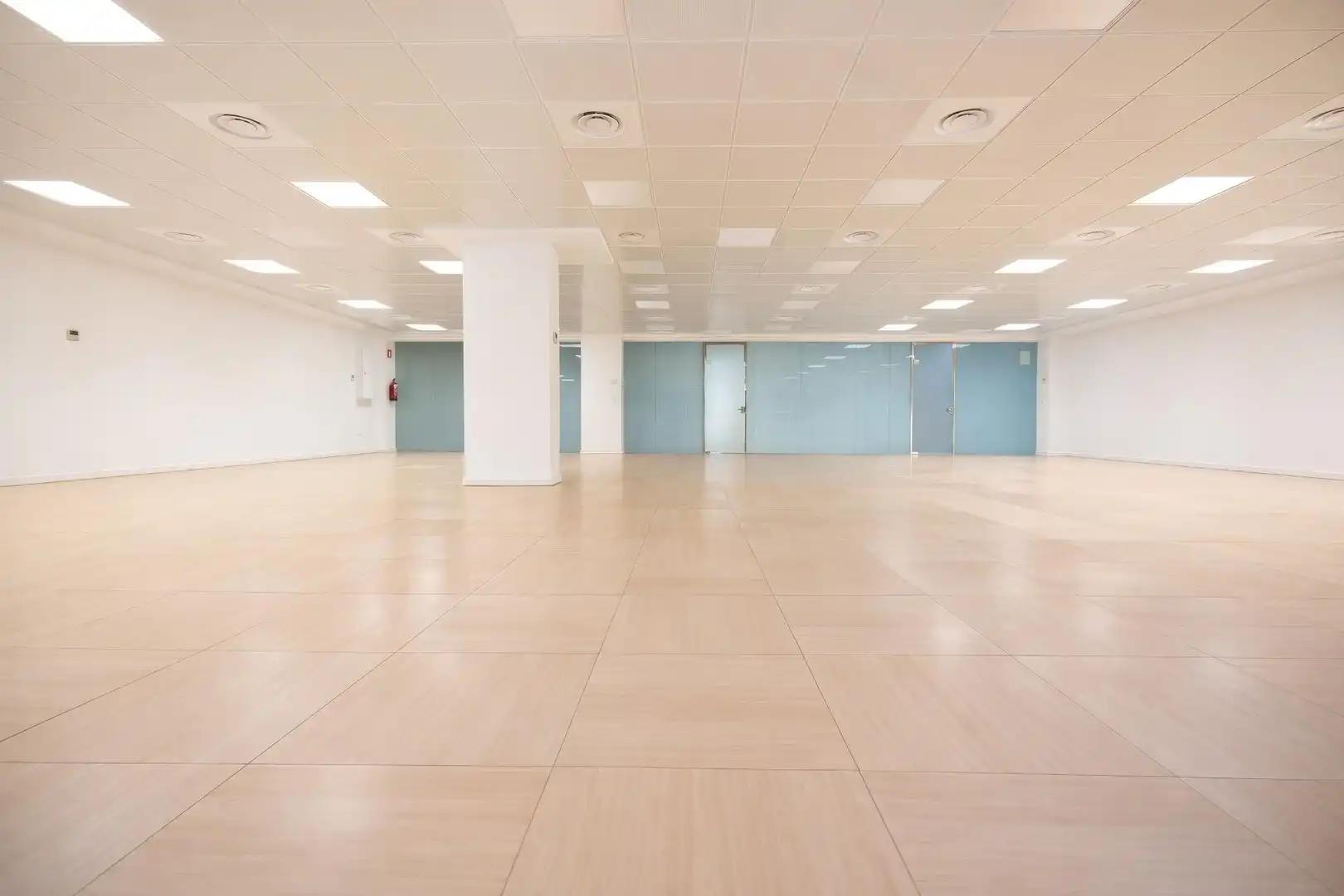Office space with lift for sale in Avenida Avinguda Corts Catalanes, imagen 26