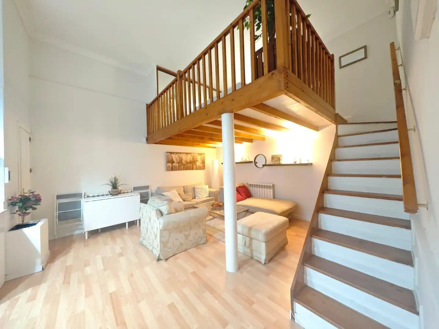 Sala d'estar de Apartament de lloguer en Madrid amb Calefacció