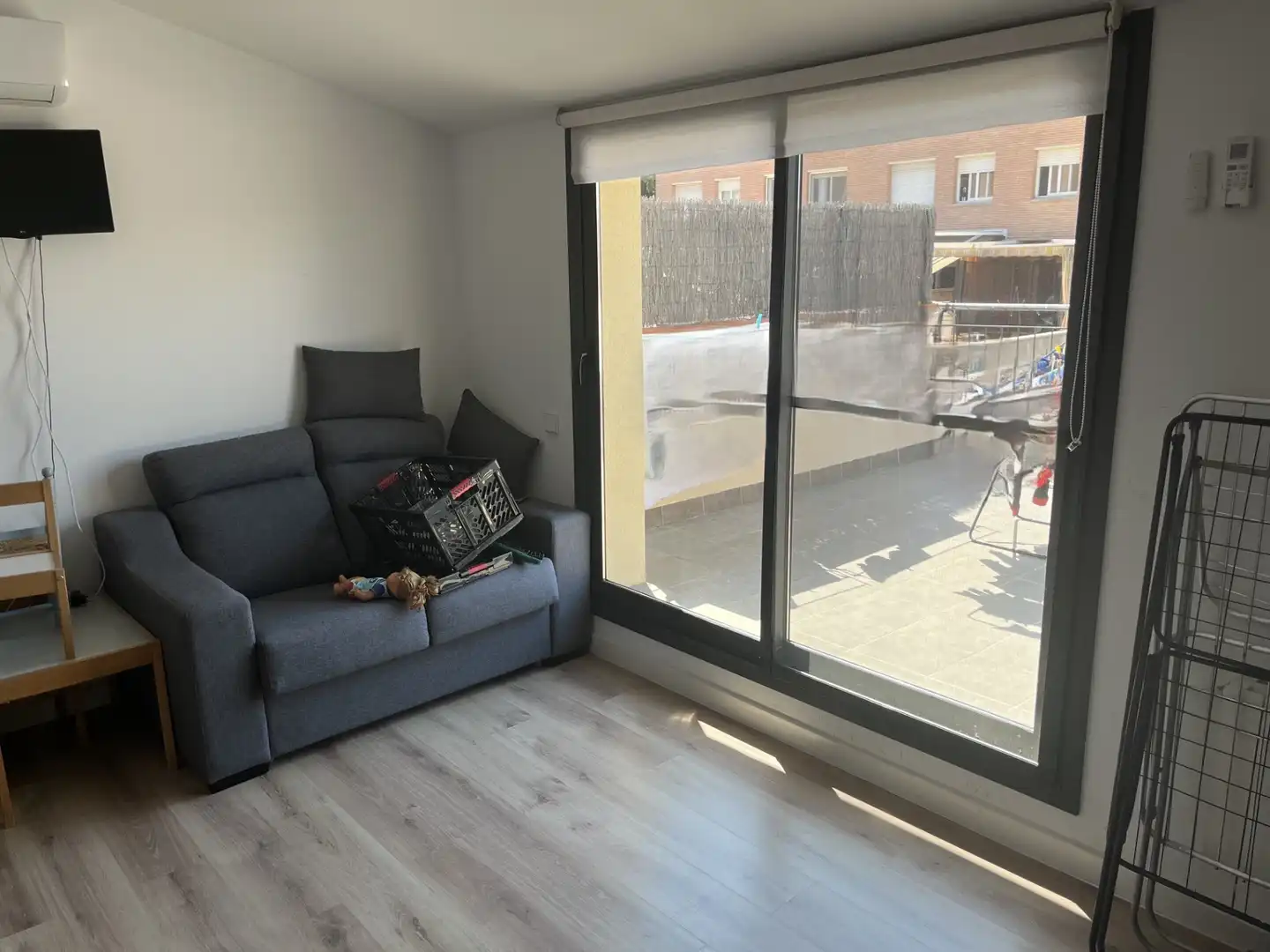 Sala d'estar de Casa adosada en venda en Terrassa amb Aire condicionat, Calefacció i Terrassa