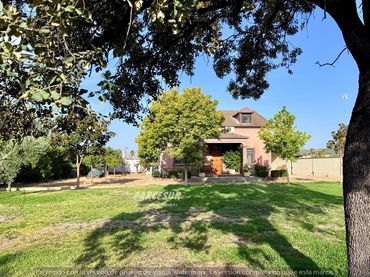 Casa amb jardí en venda a Periurbano Oeste - Sierra