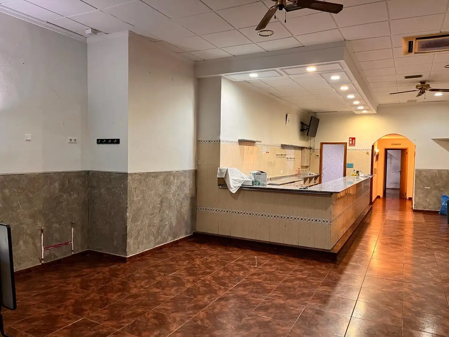 Premises for sale in Alcoy / Alcoi  with Air Conditioner