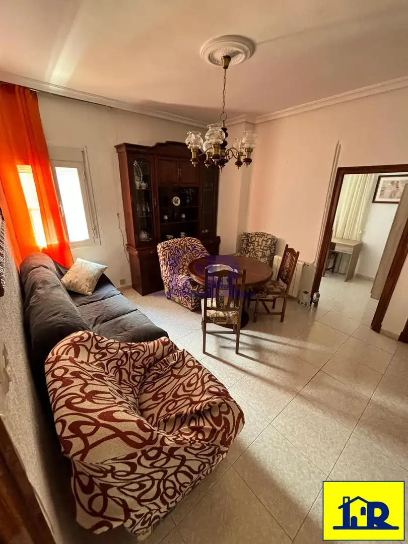 Sala de estar de Piso de alquiler en Cuenca con Calefacción y Amueblado