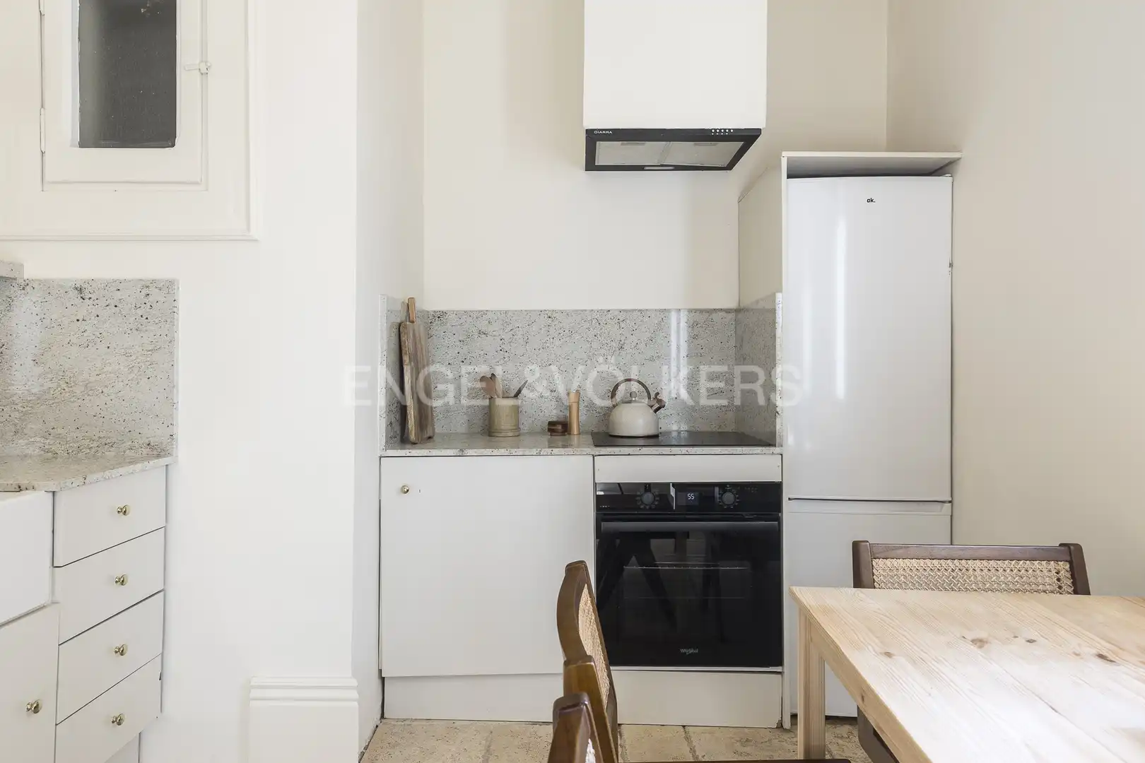 Küche von Wohnung zur Miete in Barcelona mit Klimaanlage, Heizung und Balkon