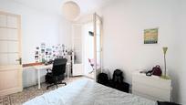 Bedroom of Flat for sale in  Barcelona Capital