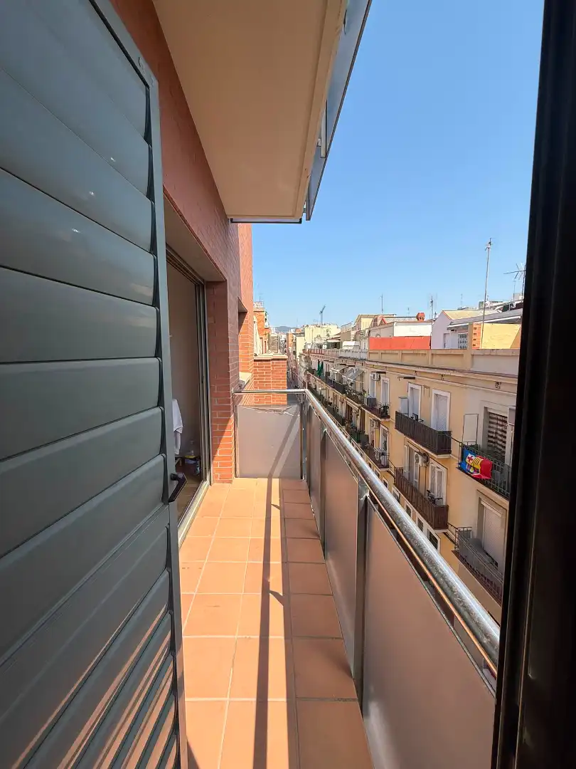 Flat with terrace for sale in Carrer de l'Aprestadora