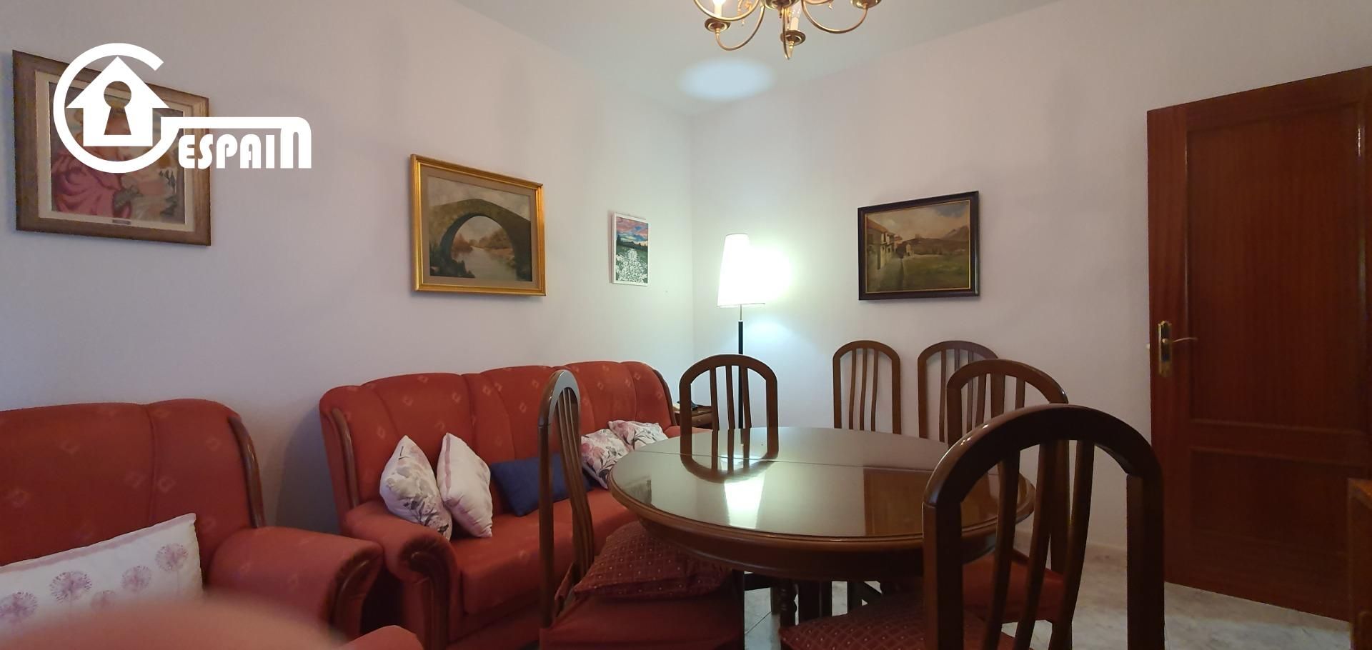 Menjador de Pis en venda en  Madrid Capital amb Calefacció i Alarma