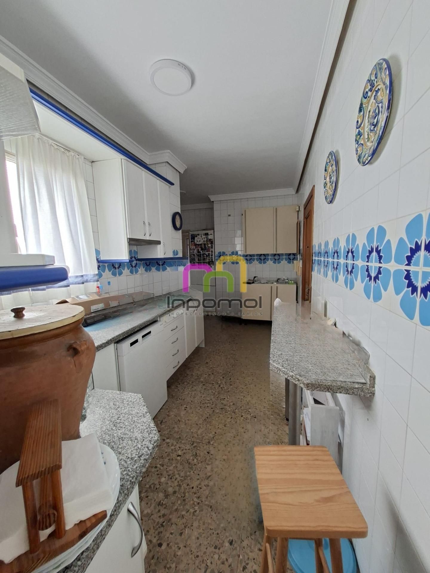 Kitchen of Flat for sale in Badajoz Capital  with Heating and Terrace