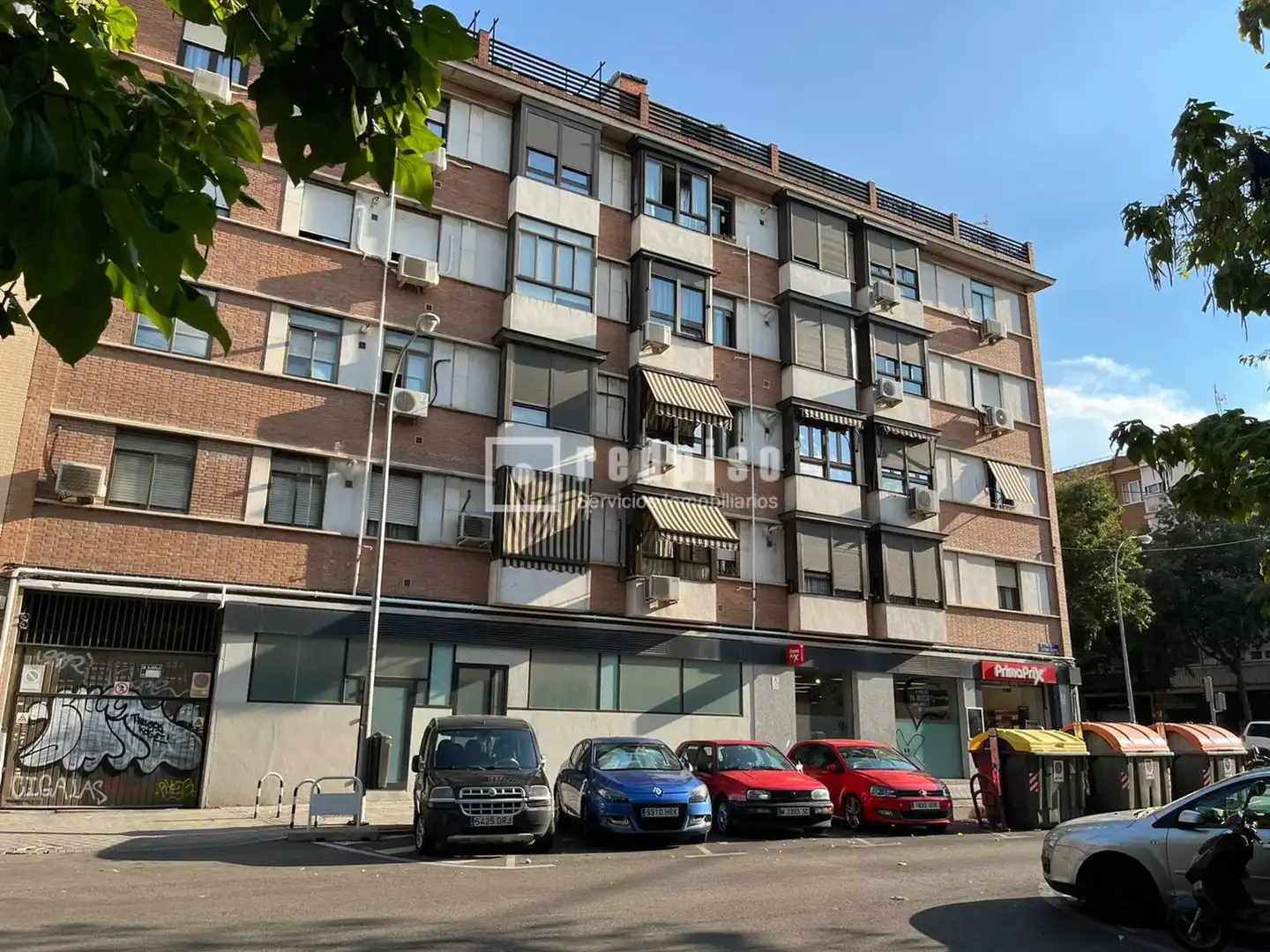Vista exterior de Local de alquiler en Ciudad Lineal