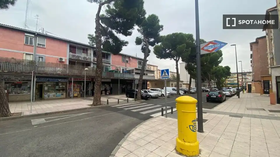 Exterior view of Flat for rent in Madrid  with Air Conditioner, Heating and Furnished