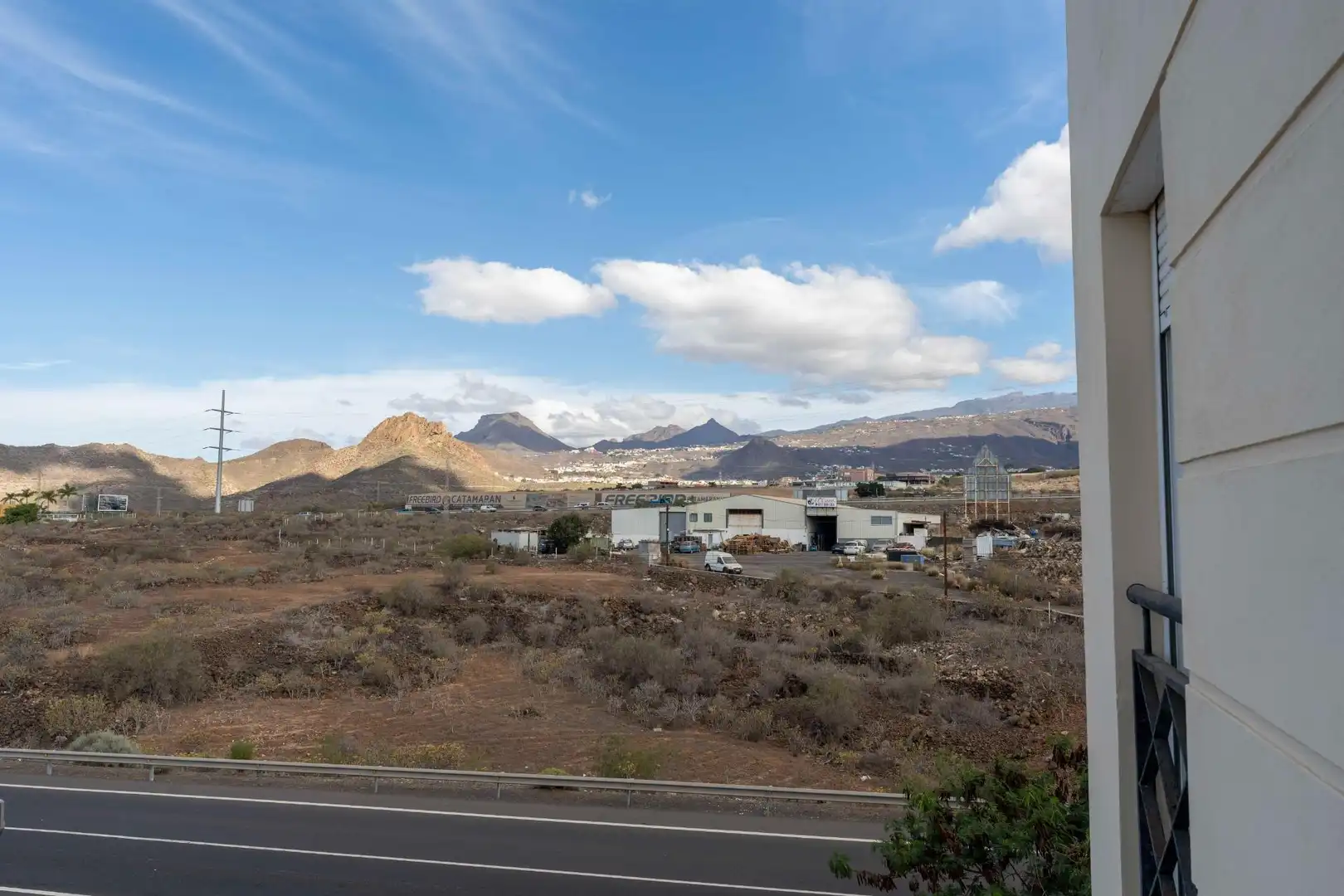 Vista exterior de Piso en venta en Arona con Aire acondicionado, Terraza y Trastero