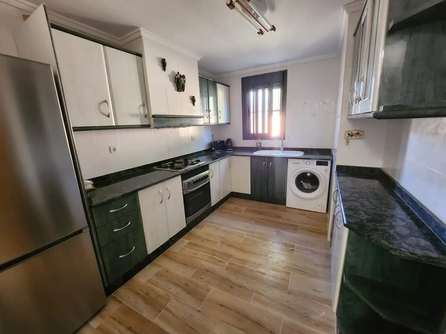 Cocina de Casa o chalet en venta en Villena con Jardín privado, Terraza y Piscina