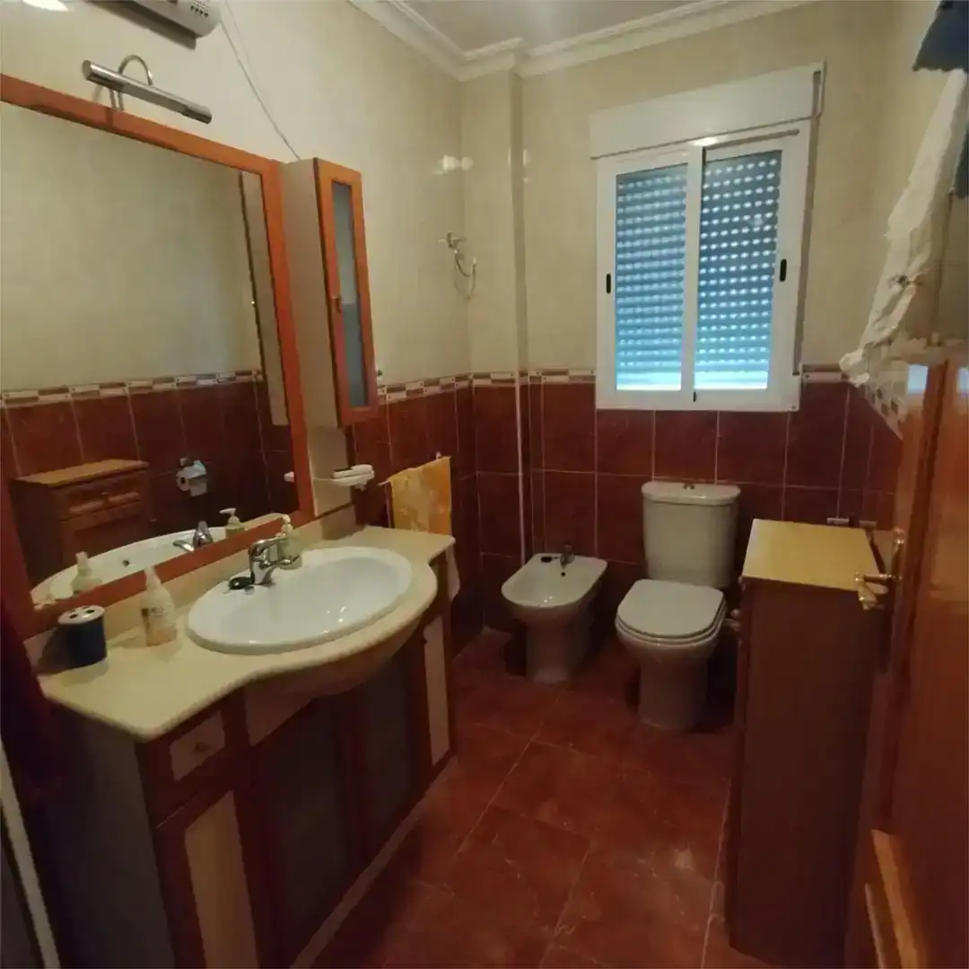 Bany de Casa o xalet en venda en Bogarra amb Jardí privat, Traster i Moblat