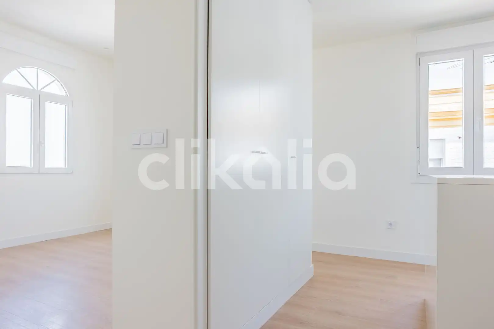 Habitación de Piso en venta en Sevilla con Aire acondicionado y Jardín privado