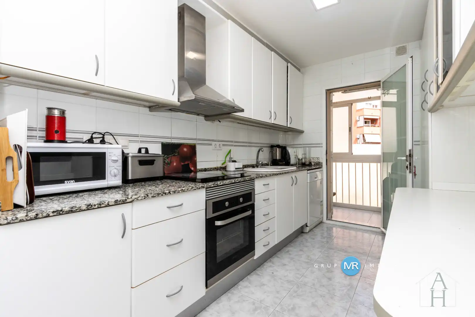 Kitchen of Flat for sale in Terrassa  with Air Conditioner, Heating and Parquet flooring