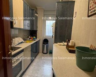 Cuina de Pis en venda en Salamanca Capital amb Calefacció i Moblat