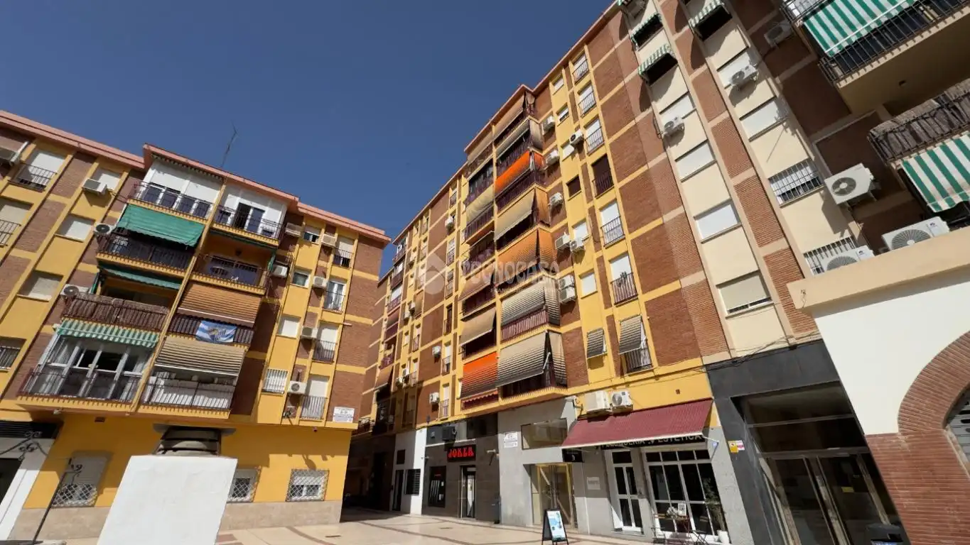 Vista exterior de Piso en venta en Málaga