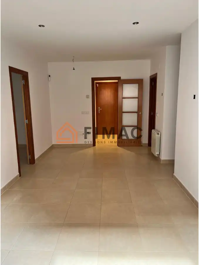 Piso en venta en Sant Hipòlit de Voltregà con Calefacción