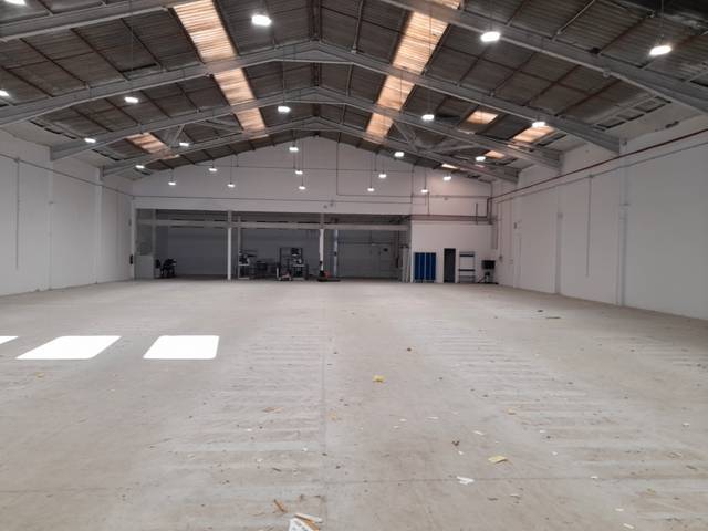 Nave industrial en Alquiler en Carrer de Nàpols en Parc Central